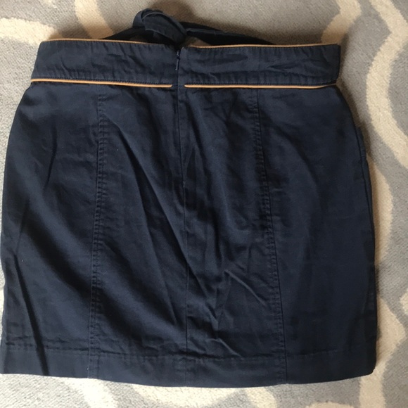 Tommy Hilfiger Navy Skirt with Front Pockets - Picture 4 of 4